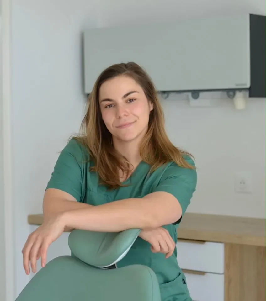 Dr Margot SIMONIN